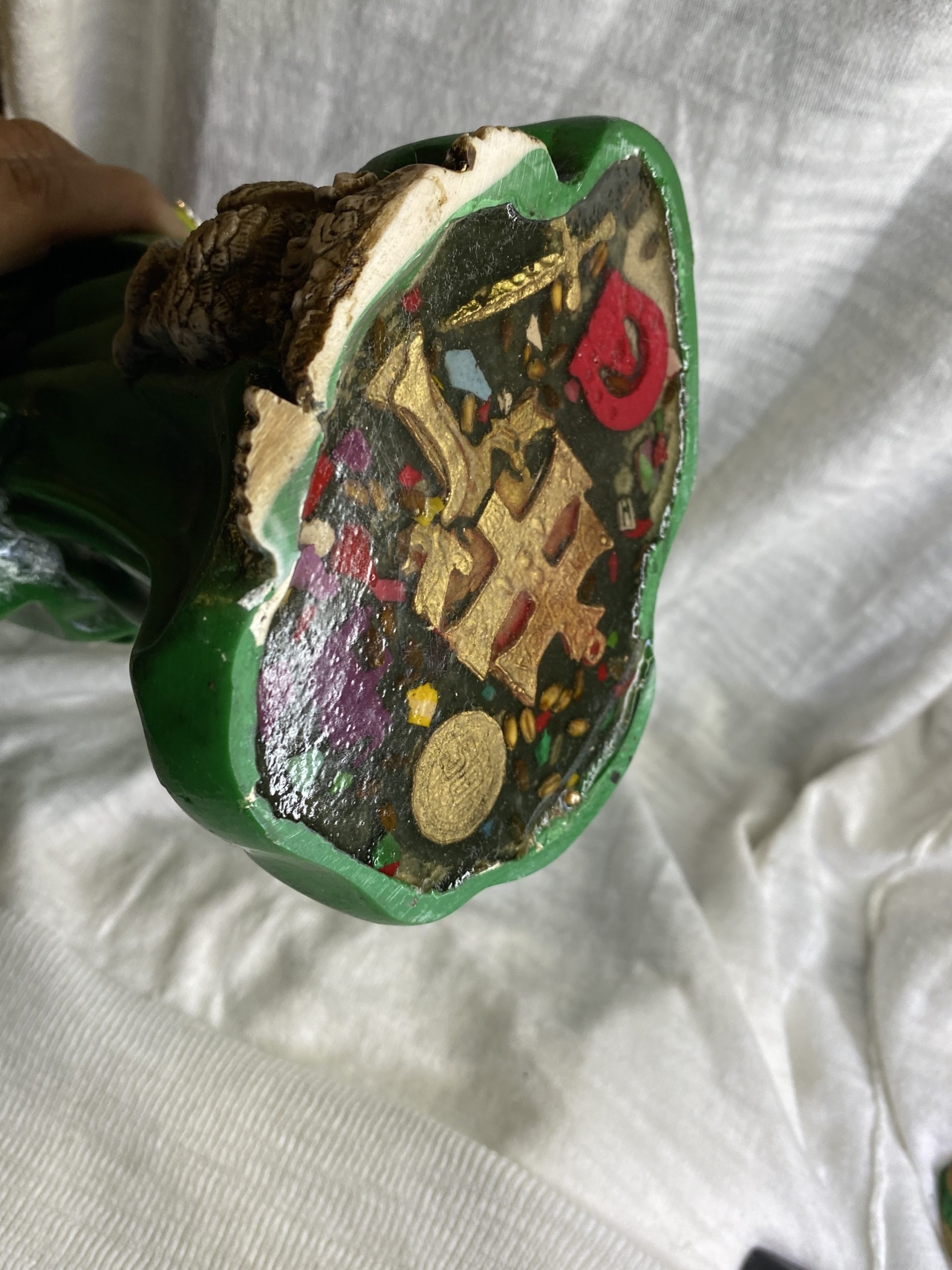 Santa muerte verde para casos de corte